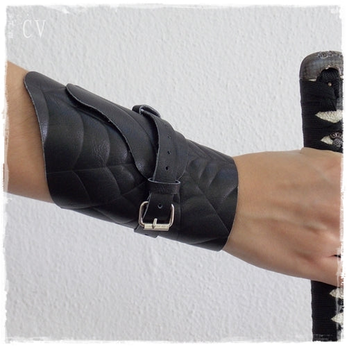 Drow Elf Spider Leather Armguard