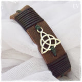 Triquetra Leather Bracelet * !!