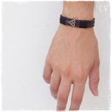 Triquetra Leather Bracelet * !!