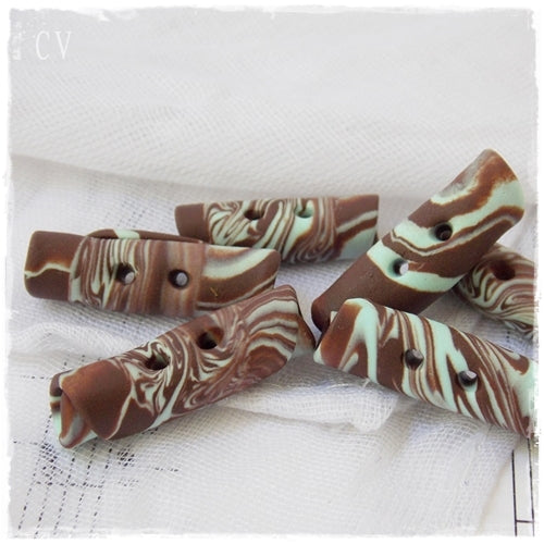 Toggle Brown Buttons