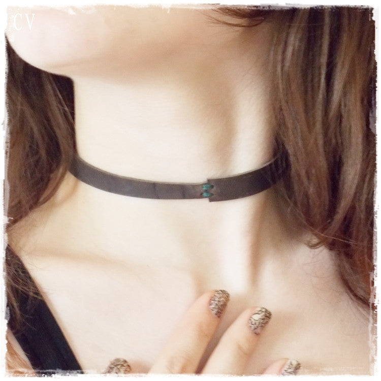 Rustic Brown Leather Day Collar