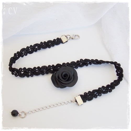 Black Rose Lace Collar