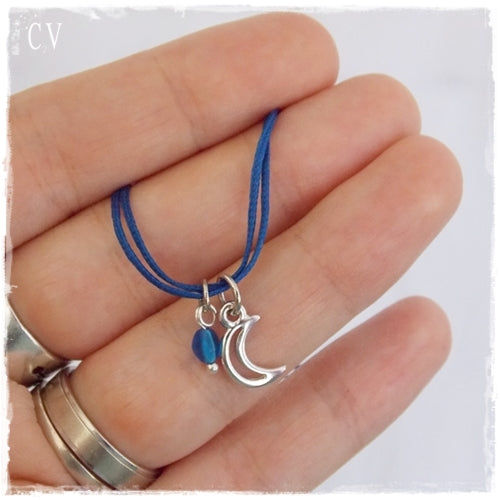 Dainty Layering Crescent Moon Necklace