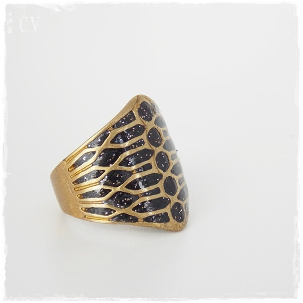 Black Honeycomb Polymer Clay Ring