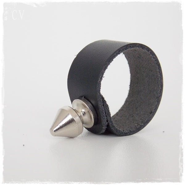 Large Spike Ring